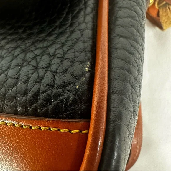 VINTAGE DOONEY AND BURKE PURSE - Picture 8 of 16